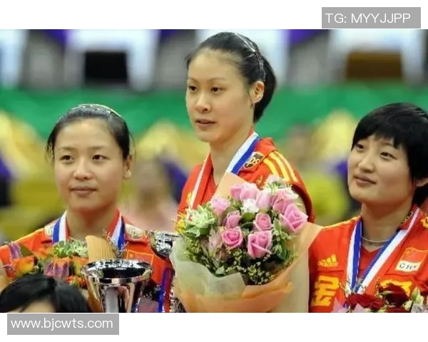 成都排球队的转型之路与未来发展趋势深度解析 成都排球队的转型之路与未来发展趋势深度解析