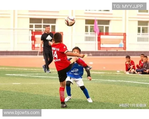 足球明星们的广告之路:从绿茵场到荧屏的精彩瞬间 足球明星们的广告之路:从绿茵场到荧屏的精彩瞬间