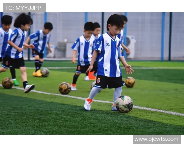 足球明星恩佐礼盒带你体验足球魅力与激情的完美结合