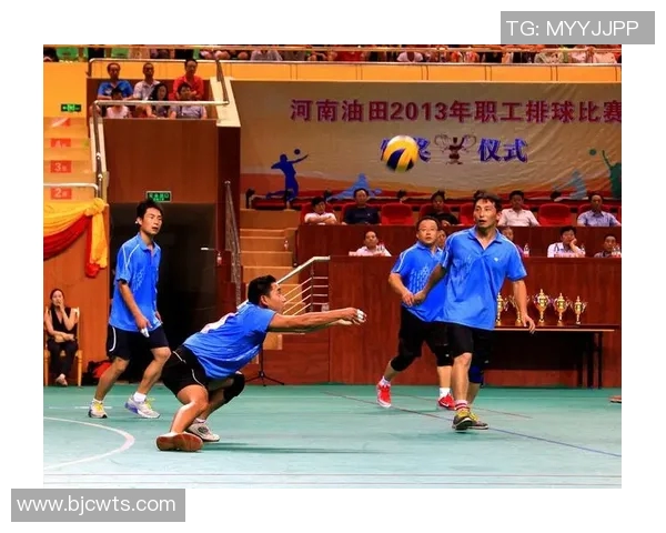 重庆排球队的蜕变之旅:从传统到现代的排球纪实探索 重庆排球队的蜕变之旅:从传统到现代的排球纪实探索