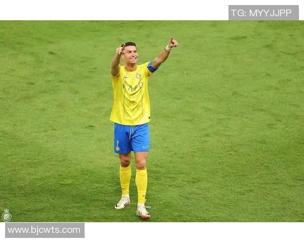 C罗足球明星精彩瞬间视频回顾领略传奇球员的非凡技艺与激情时刻